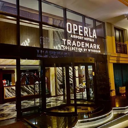 Trademark By Wyndham Operla Airport Hotels Arnavutkoey-2